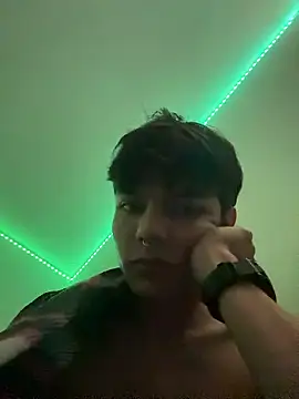 Snapshot of alandelrey57 chatting on January 6, 2026, 10:08 am alandelrey57 online show from January 6, 2026, 10:08 am