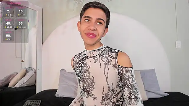 Snapshot of JoshuaSanzz chatting on November 3, 2025, 3:34 am JoshuaSanzz online show from November 3, 2025, 3:34 am