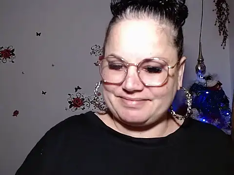 Snapshot of andreea2011 chatting on October 2, 2025, 3:04 pm andreea2011 online show from October 2, 2025, 3:04 pm