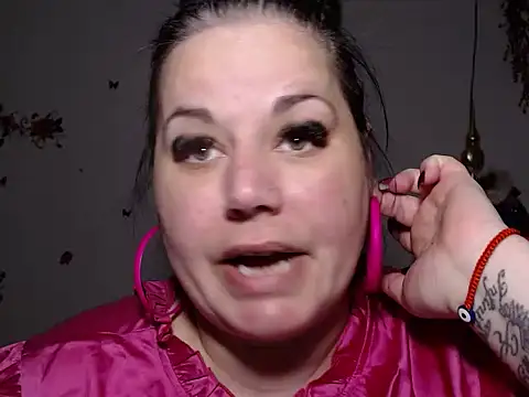 Snapshot of andreea2011 chatting on September 26, 2025, 6:37 pm andreea2011 online show from September 26, 2025, 6:37 pm