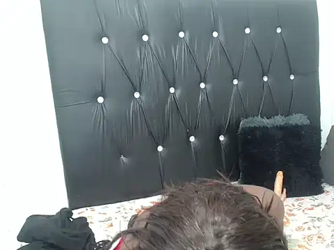 Snapshot of Lsnickykhanyile chatting on October 2, 2025, 6:55 pm Lsnickykhanyile online show from October 2, 2025, 6:55 pm