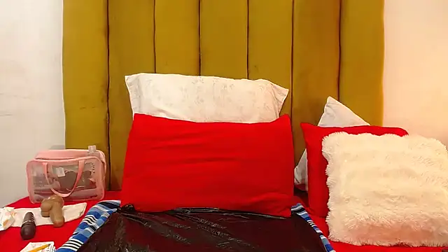 RoundaAssx22 online show from March 19, 2026, 7:19 am