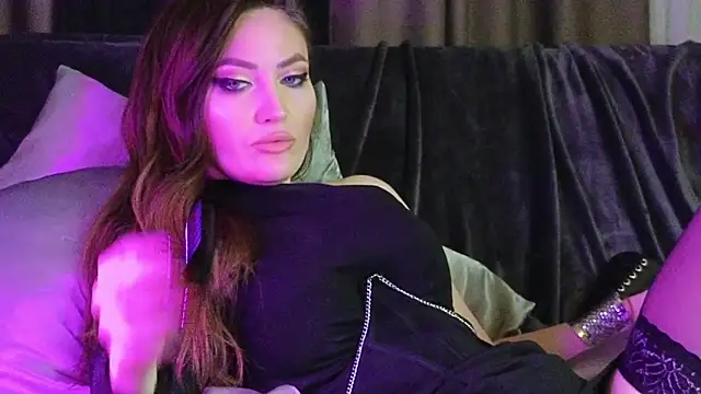 Snapshot of AliceJameson chatting on February 16, 2025, 6:21 pm AliceJameson online show from February 16, 2025, 6:21 pm