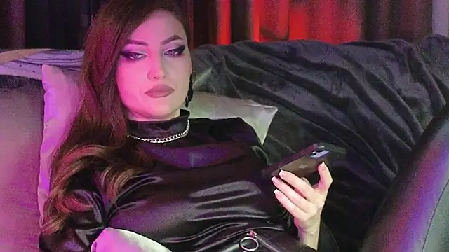 Snapshot of AliceJameson chatting on September 18, 2025, 8:56 pm AliceJameson online show from September 18, 2025, 8:56 pm