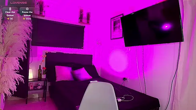 imgerver online show from March 3, 2026, 1:18 pm