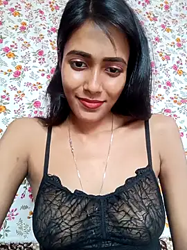 Snapshot of hornylizia123 chatting on May 4, 2026, 2:15 am hornylizia123 online show from May 4, 2026, 2:15 am