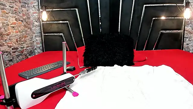 Snapshot of ALYANNA_HOT_ chatting on October 23, 2025, 12:26 pm ALYANNA HOT online show from October 23, 2025, 12:26 pm