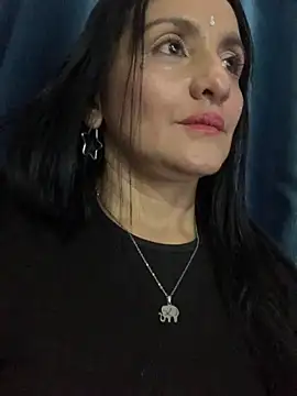 Snapshot of kataleya_29 chatting on November 3, 2025, 8:34 pm kataleya 29 online show from November 3, 2025, 8:34 pm