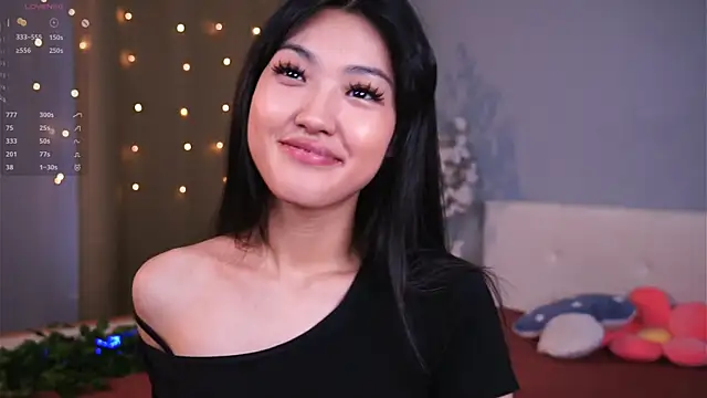 Snapshot of FancyEsten chatting on November 30, 2025, 8:26 am FancyEsten online show from November 30, 2025, 8:26 am