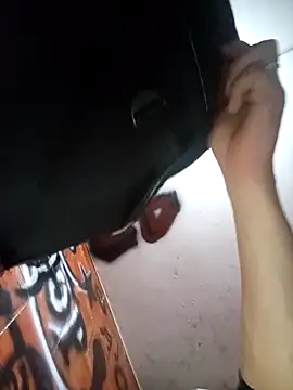 alexandercruz online show from December 15, 2025, 11:10 pm