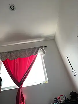 Barrx0018 online show from April 18, 2026, 7:29 pm