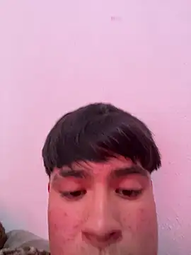 Barrx0018 online show from April 24, 2026, 8:11 pm