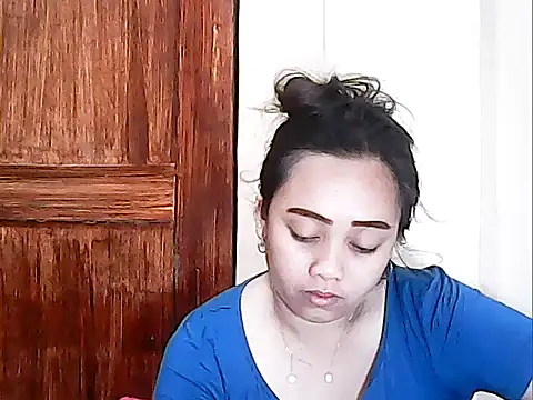 Pinay Chubby20 online show from April 13, 2026, 9:41 pm