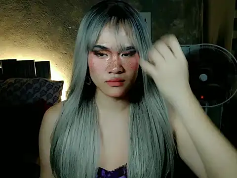 YllanaAltheaXxX online show from April 22, 2026, 4:58 pm