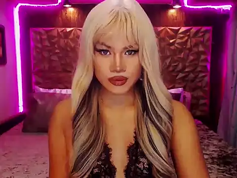 Snapshot of YllanaAltheaXxX chatting on November 30, 2025, 3:13 pm YllanaAltheaXxX online show from November 30, 2025, 3:13 pm