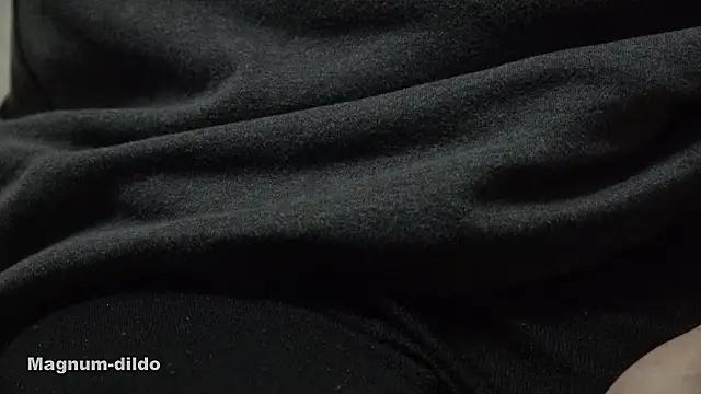 Snapshot of MD_Live chatting on November 11, 2025, 9:42 pm MD Live online show from November 11, 2025, 9:42 pm