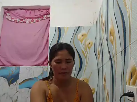 Snapshot of Juicy_69xx chatting on July 13, 2026, 11:53 am Juicy 69xx online show from July 13, 2026, 11:53 am