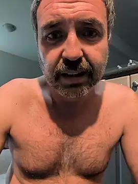 cloudymatt online show from December 4, 2025, 6:56 am