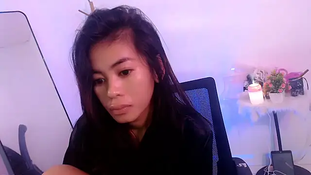 daretolovemee 18 online show from September 8, 2025, 11:04 pm