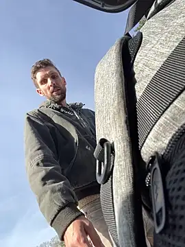 Snapshot of thejohnryancollection chatting on December 16, 2025, 4:55 pm thejohnryancollection online show from December 16, 2025, 4:55 pm