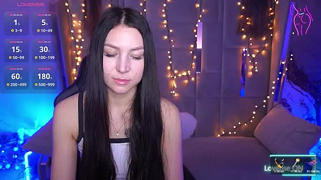 EliseVelour online show from February 25, 2026, 2:06 pm