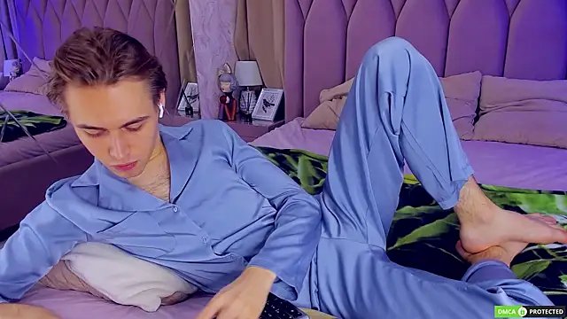 Snapshot of WilliamDyson chatting on November 15, 2025, 4:16 am WilliamDyson online show from November 15, 2025, 4:16 am