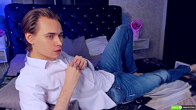 Snapshot of WilliamDyson chatting on November 13, 2025, 3:21 am WilliamDyson online show from November 13, 2025, 3:21 am