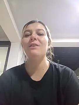 Fernandar2025 online show from December 17, 2025, 3:00 am