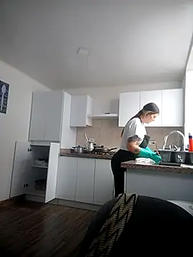 Fernandar2025 online show from April 6, 2026, 6:09 pm