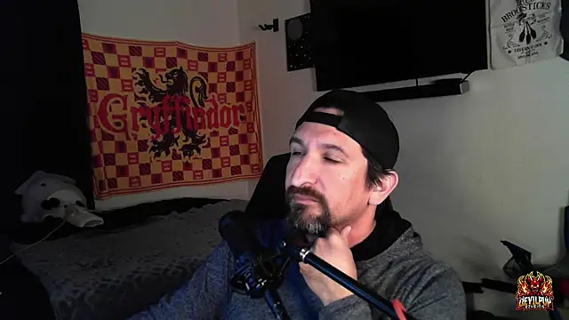 Snapshot of DevilPup75_ chatting on September 27, 2025, 8:42 am DevilPup75  online show from September 27, 2025, 8:42 am