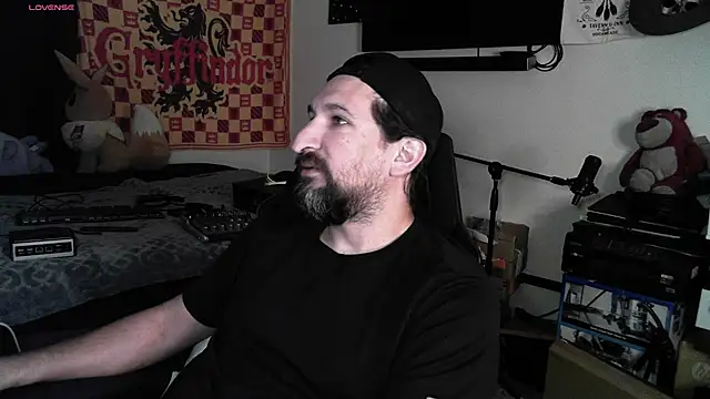 DevilPup75  online show from January 11, 2026, 10:44 am