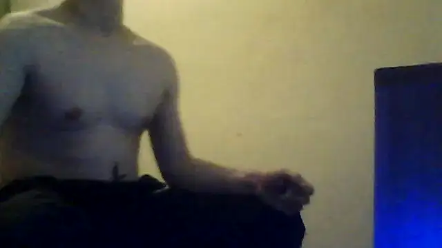 Snapshot of Thoma9034 chatting on December 15, 2025, 5:30 pm Thoma9034 online show from December 15, 2025, 5:30 pm