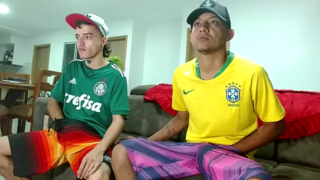 Snapshot of skinny23cm chatting on January 9, 2025, 10:20 am skinny23cm online show from January 9, 2025, 10:20 am