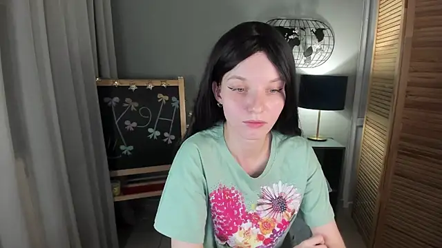 Madelaineses online show from November 26, 2025, 9:20 am