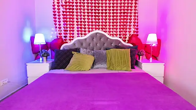 Snapshot of Madelaineses chatting on February 18, 2026, 9:06 am Madelaineses online show from February 18, 2026, 9:06 am