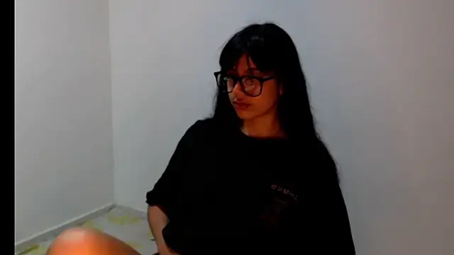 meganmiauu online show from June 21, 2026, 12:22 pm