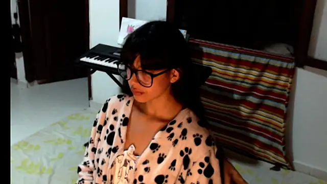 meganmiauu online show from June 26, 2026, 6:08 am