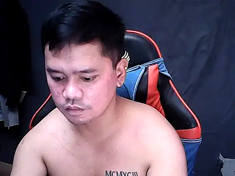 Snapshot of sweet_sexyasian69 chatting on May 2, 2026, 10:48 pm sweet sexyasian69 online show from May 2, 2026, 10:48 pm
