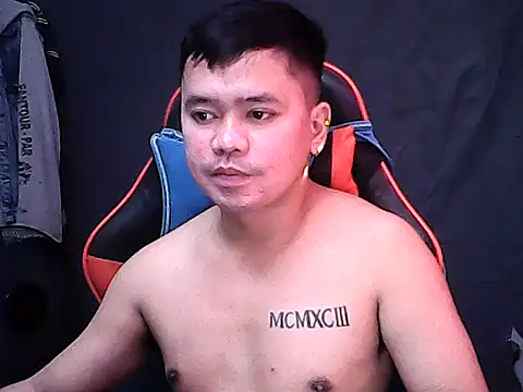 Snapshot of sweet_sexyasian69 chatting on April 19, 2026, 12:33 am sweet sexyasian69 online show from April 19, 2026, 12:33 am