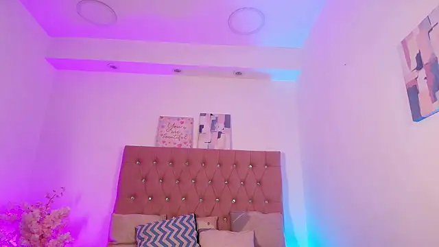 OzorioDany online show from December 17, 2025, 4:28 am