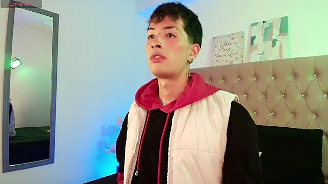 OzorioDany online show from December 23, 2025, 4:45 am