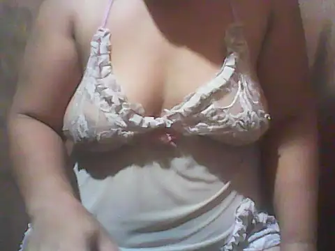 Azrielxx05 online show from October 12, 2025, 3:35 pm