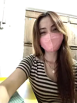 Snapshot of Baby-ladysweet20 chatting on October 7, 2025, 1:17 am Baby-ladysweet20 online show from October 7, 2025, 1:17 am