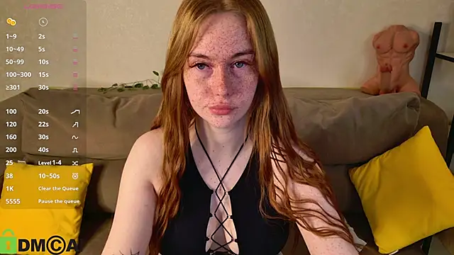 Snapshot of Roxy_Sunnny chatting on October 24, 2025, 9:30 am Roxy Sunnny online show from October 24, 2025, 9:30 am