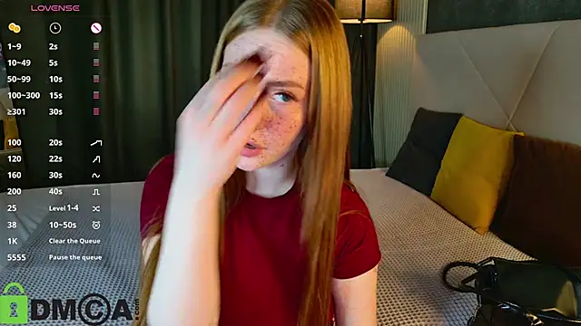 Snapshot of Roxy_Sunnny chatting on October 23, 2025, 9:52 am Roxy Sunnny online show from October 23, 2025, 9:52 am