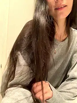 Snapshot of lovinlush chatting on January 17, 2026, 5:33 am lovinlush online show from January 17, 2026, 5:33 am