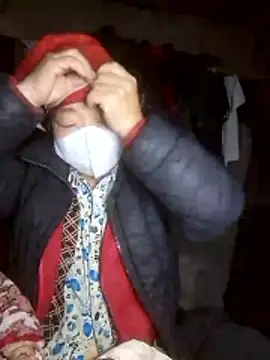 Snapshot of VangLe73 chatting on January 8, 2026, 1:06 pm VangLe73 online show from January 8, 2026, 1:06 pm