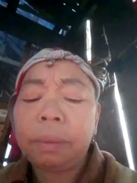 VangLe73 online show from November 21, 2025, 3:38 am