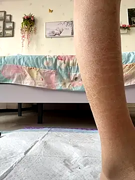 Alicia066 online show from November 1, 2025, 7:13 am