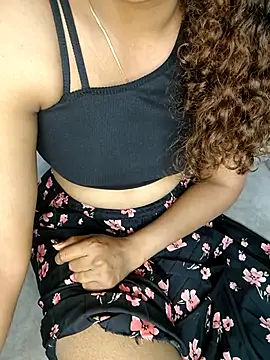 Tamilpallavi online show from February 19, 2026, 5:54 pm